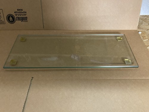 Heavy bevelled glass display - heavy,